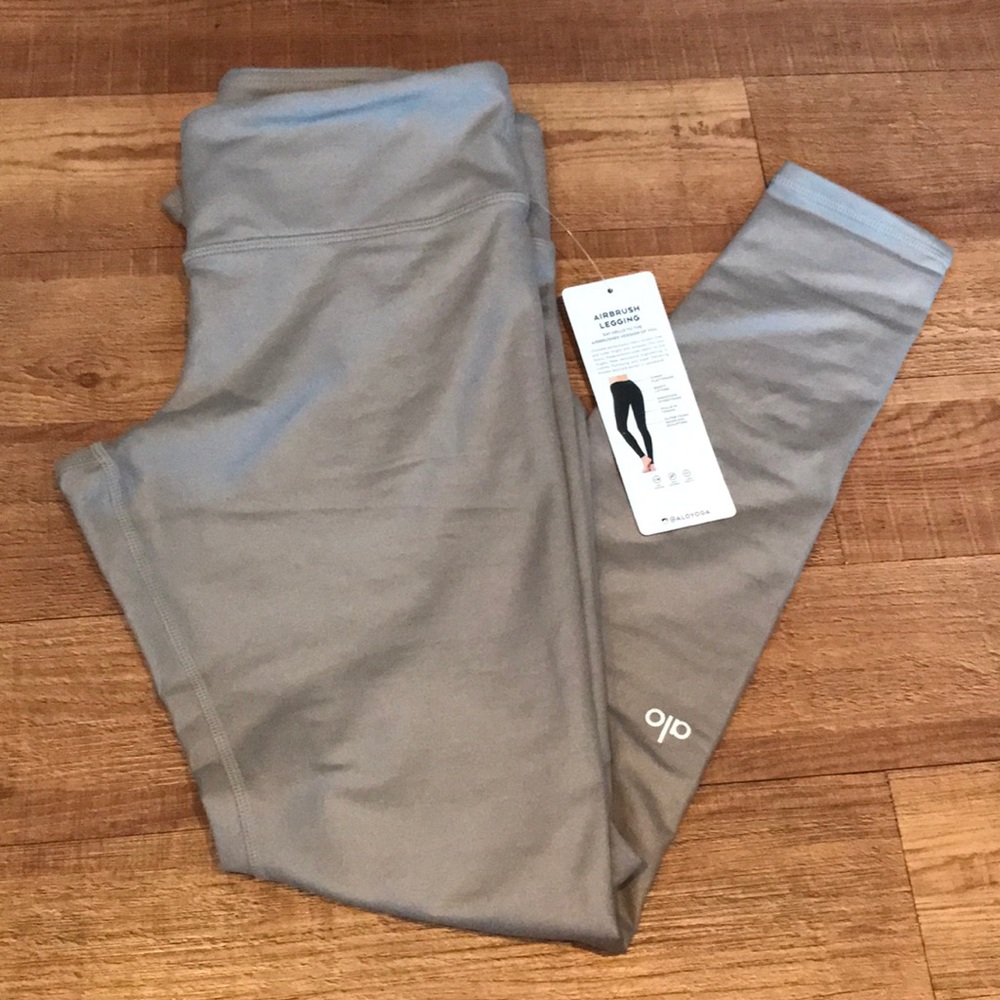 NEW: ALO leggings !